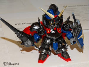 TOYS/SD-Gundam-Custom.jpg